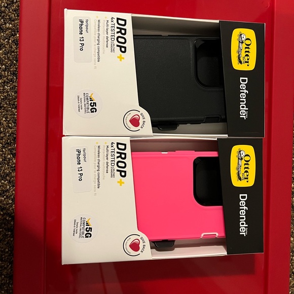 iPhone 13 pro otter box - Picture 1 of 2